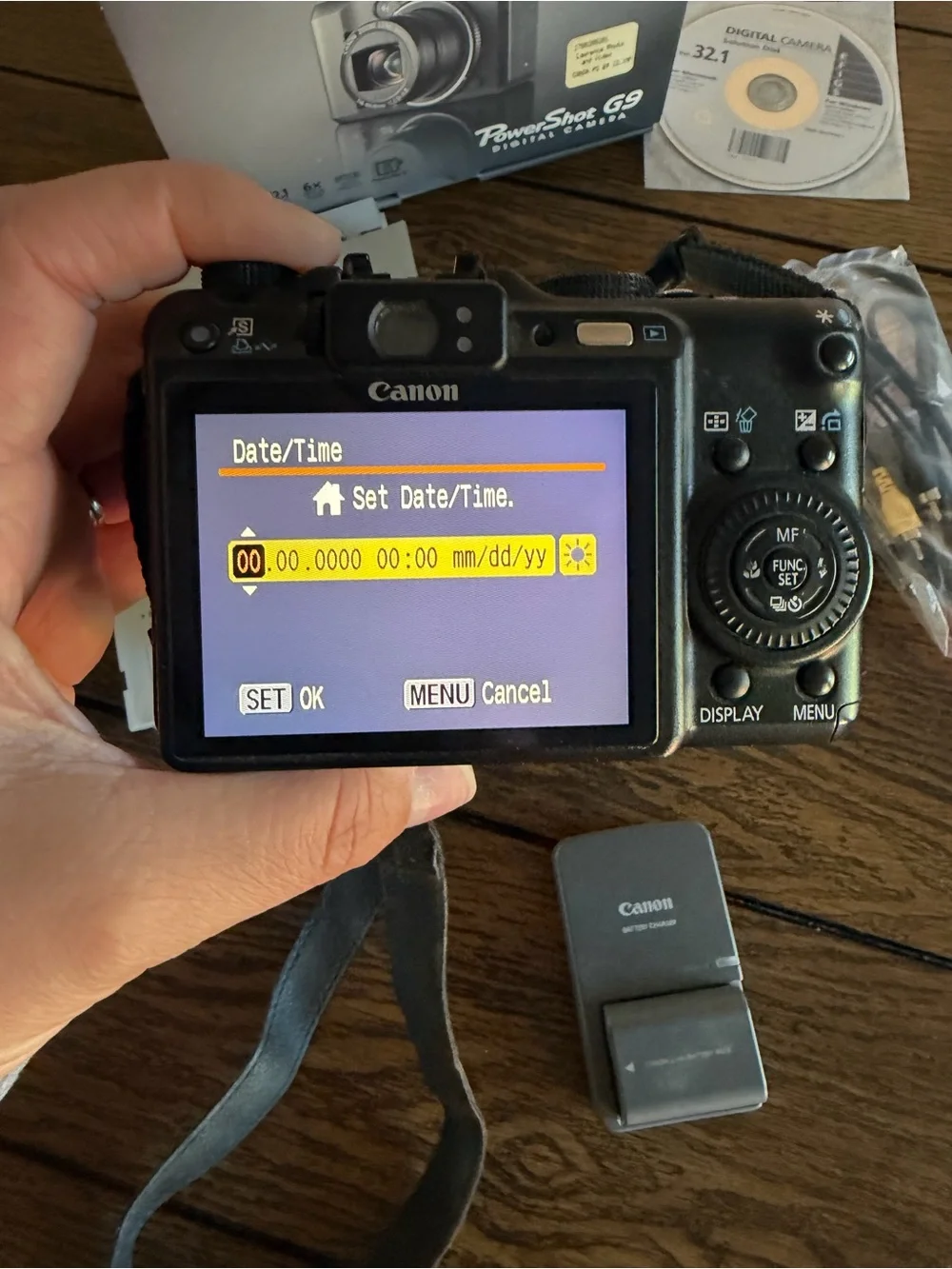 Canon PowerShot G9 Digital Camera 6X Charger Battery Case Memory Instructions